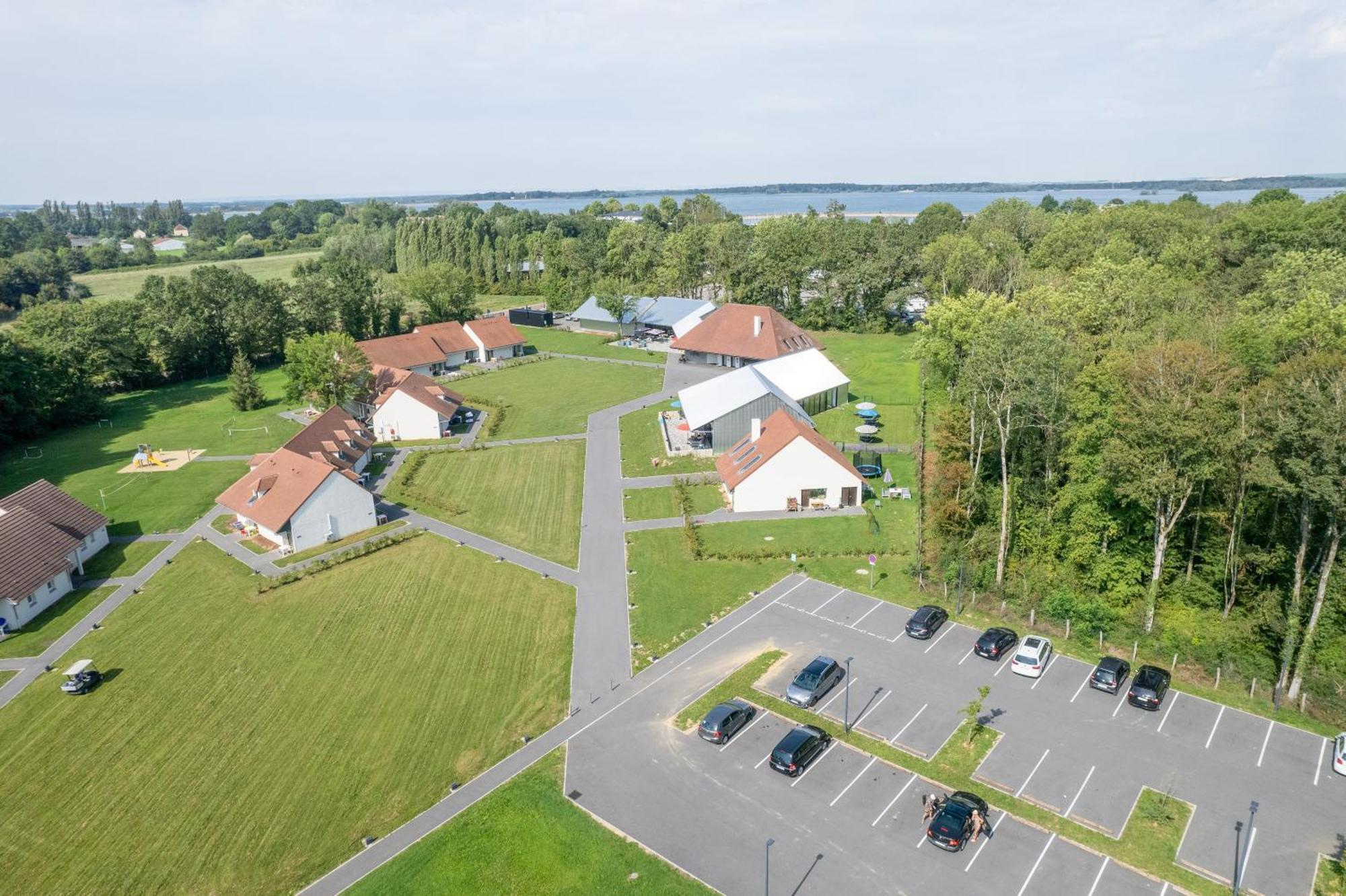 Hotel Lac D'Orient Mesnil-Saint-Père Kültér fotó